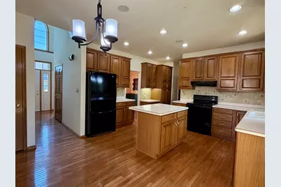 2146  Waverly Ct, Sheboygan, WI 53083 - Photo 15