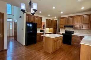 2146 Waverly Ct, Sheboygan, WI 53083 - Photo 15