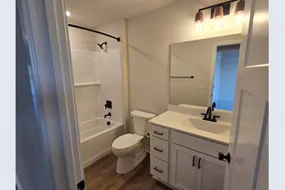 W219N16225  Primrose Ct, Jackson, WI 53037 - Photo 13