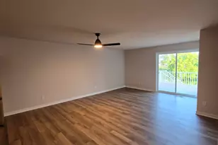 W219N16225 Primrose Ct, Jackson, WI 53037 - Photo 5