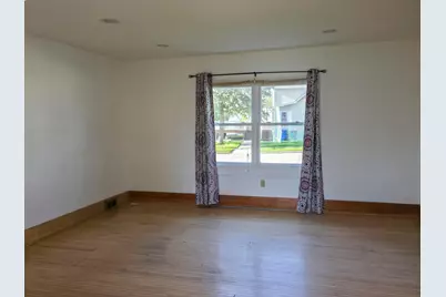 1200 S 9th St, Watertown, WI 53094 - Photo 9