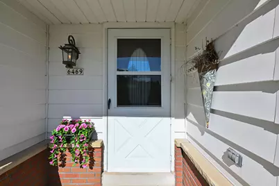 6469 N Garden Grove Ln, Glendale, WI 53209 - Photo 3