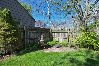 6469 N Garden Grove Ln, Glendale, WI 53209 - Photo 35