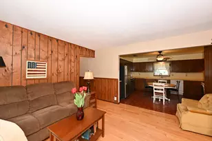 6469 N Garden Grove Ln, Glendale, WI 53209 - Photo 13