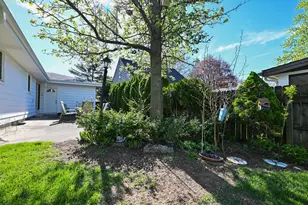 6469 N Garden Grove Ln, Glendale, WI 53209 - Photo 35
