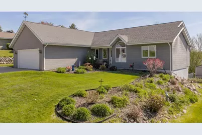 1801  Erin Ln, Waukesha, WI 53188 - Photo 51
