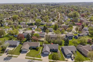 1801 Erin Ln, Waukesha, WI 53188 - Photo 43