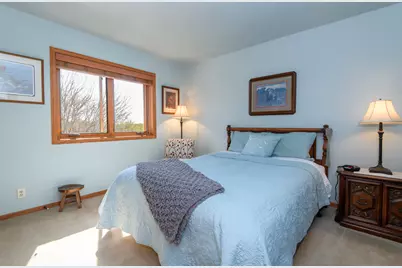 1801  Erin Ln, Waukesha, WI 53188 - Photo 27