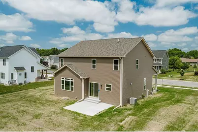 2264  Ravenswood Rd, Burlington, WI 53105 - Photo 3