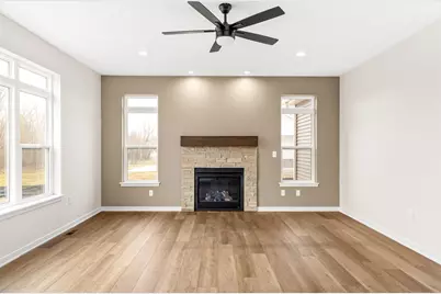 2264  Ravenswood Rd, Burlington, WI 53105 - Photo 11