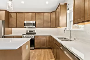 2264 Ravenswood Rd, Burlington, WI 53105 - Photo 17