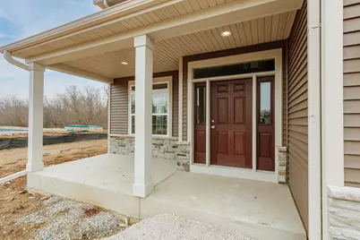 2264  Ravenswood Rd, Burlington, WI 53105 - Photo 5