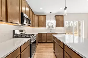2264 Ravenswood Rd, Burlington, WI 53105 - Photo 15