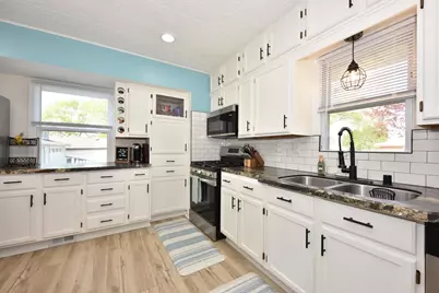 8000 W Van Beck Ave, Milwaukee, WI 53220 - Photo 5