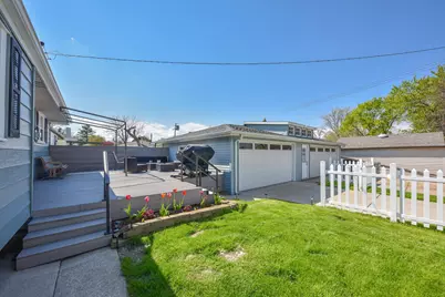 8000 W Van Beck Ave, Milwaukee, WI 53220 - Photo 13