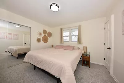 8000 W Van Beck Ave, Milwaukee, WI 53220 - Photo 9