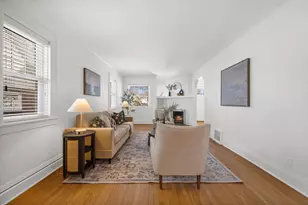 5961 N Kent Ave, Whitefish Bay, WI 53217 - Photo 3