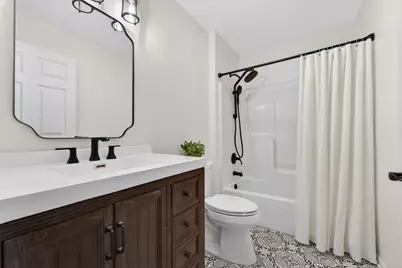 129 S Curtis St #1121, Lake Geneva, WI 53147 - Photo 5