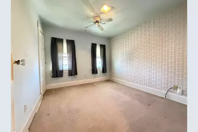 2031  Superior St, Racine, WI 53402 - Photo 9