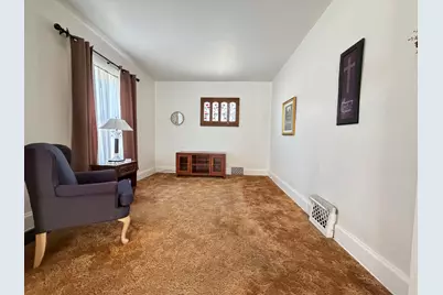 2031  Superior St, Racine, WI 53402 - Photo 3