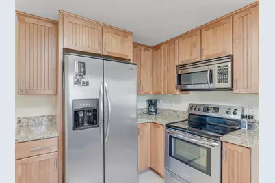 1735 S Oneida St, Green Bay, WI 54304 - Photo 15