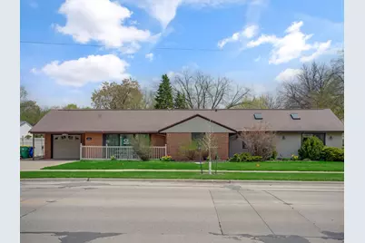 1735 S Oneida St, Green Bay, WI 54304 - Photo 1