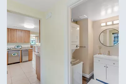 1735 S Oneida St, Green Bay, WI 54304 - Photo 33