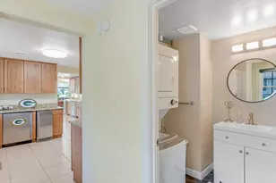 1735 S Oneida St, Green Bay, WI 54304 - Photo 33
