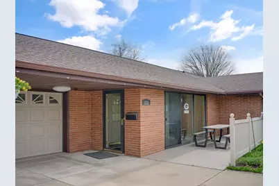 1735 S Oneida St, Green Bay, WI 54304 - Photo 39