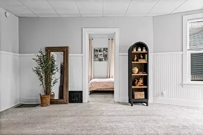 1018  Gillette St, La Crosse, WI 54603 - Photo 9