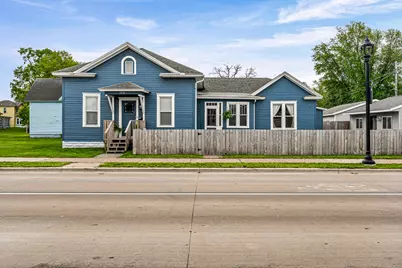 1018  Gillette St, La Crosse, WI 54603 - Photo 1