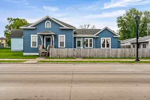 1018 Gillette St, La Crosse, WI 54603 - Photo 1