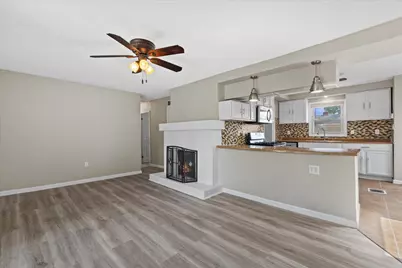 5735 W Thurston Ave, Milwaukee, WI 53218 - Photo 3