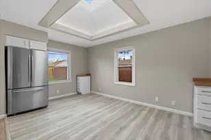5735 W Thurston Ave, Milwaukee, WI 53218 - Photo 13