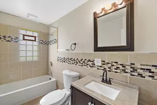 5735 W Thurston Ave, Milwaukee, WI 53218 - Photo 17