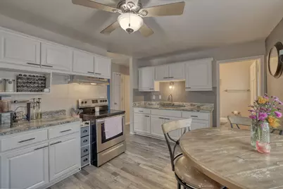 5674 N 79th St, Milwaukee, WI 53218 - Photo 7