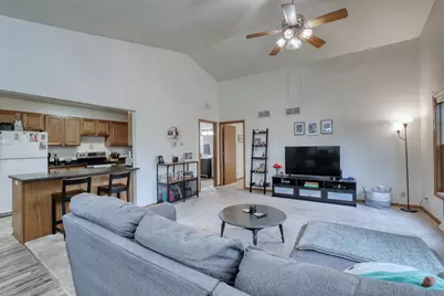 5518 S 110th St #5520, Hales Corners, WI 53130 - Photo 11