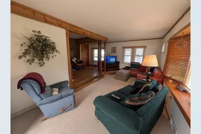 4226  Maple Dr, Delavan, WI 53115 - Photo 9