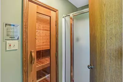 1232  Chippewa Dr, Waukesha, WI 53186 - Photo 13