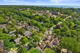 122 W Devon St, Whitefish Bay, WI 53217 - Photo 69