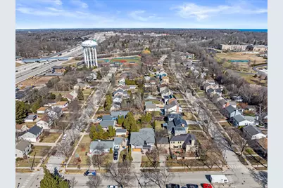 122 W Devon St, Whitefish Bay, WI 53217 - Photo 59