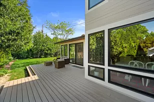 122 W Devon St, Whitefish Bay, WI 53217 - Photo 57