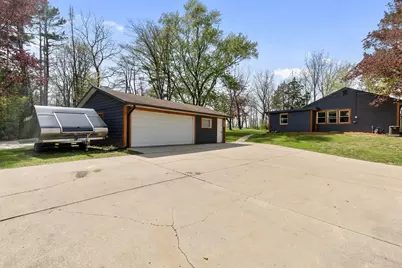 W195S7373  Racine Ave, Muskego, WI 53150 - Photo 17