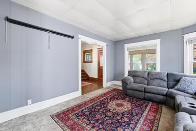 637  Bowen St, Oshkosh, WI 54901 - Photo 7