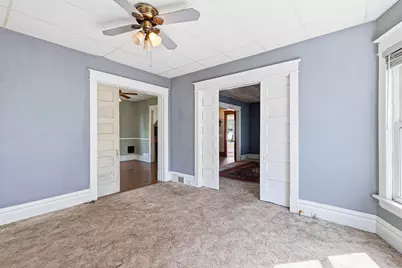 637  Bowen St, Oshkosh, WI 54901 - Photo 11