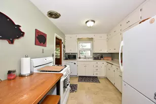 3170 N Humboldt Blvd, Milwaukee, WI 53212 - Photo 11