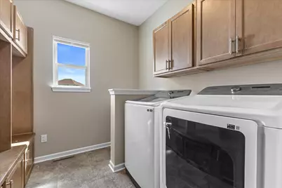 3108  Mineral Springs Blvd, Summit, WI 53066 - Photo 19