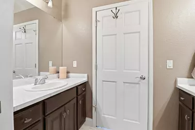 5924  Stefanie Way, Racine, WI 53108 - Photo 41
