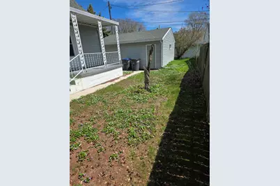 2317 S 9th St, Sheboygan, WI 53081 - Photo 27