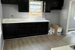 5170 N 57th St, Milwaukee, WI 53218 - Photo 5